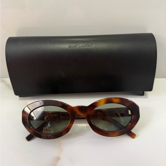 Saint Laurent SL M136 Havana/Green (002) - Picture 3 of 12